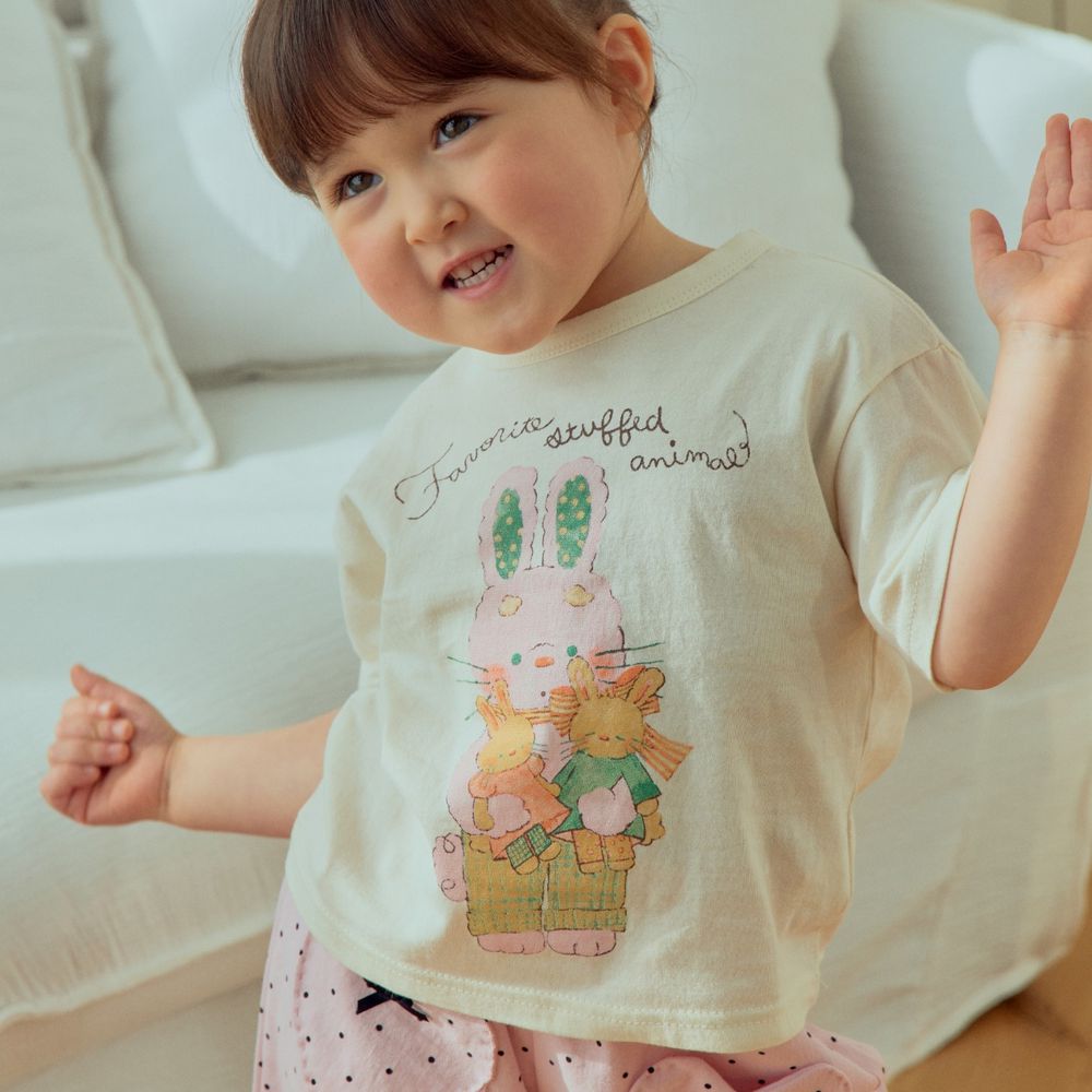 First Blue 兔子玩偶插畫短袖上衣-米