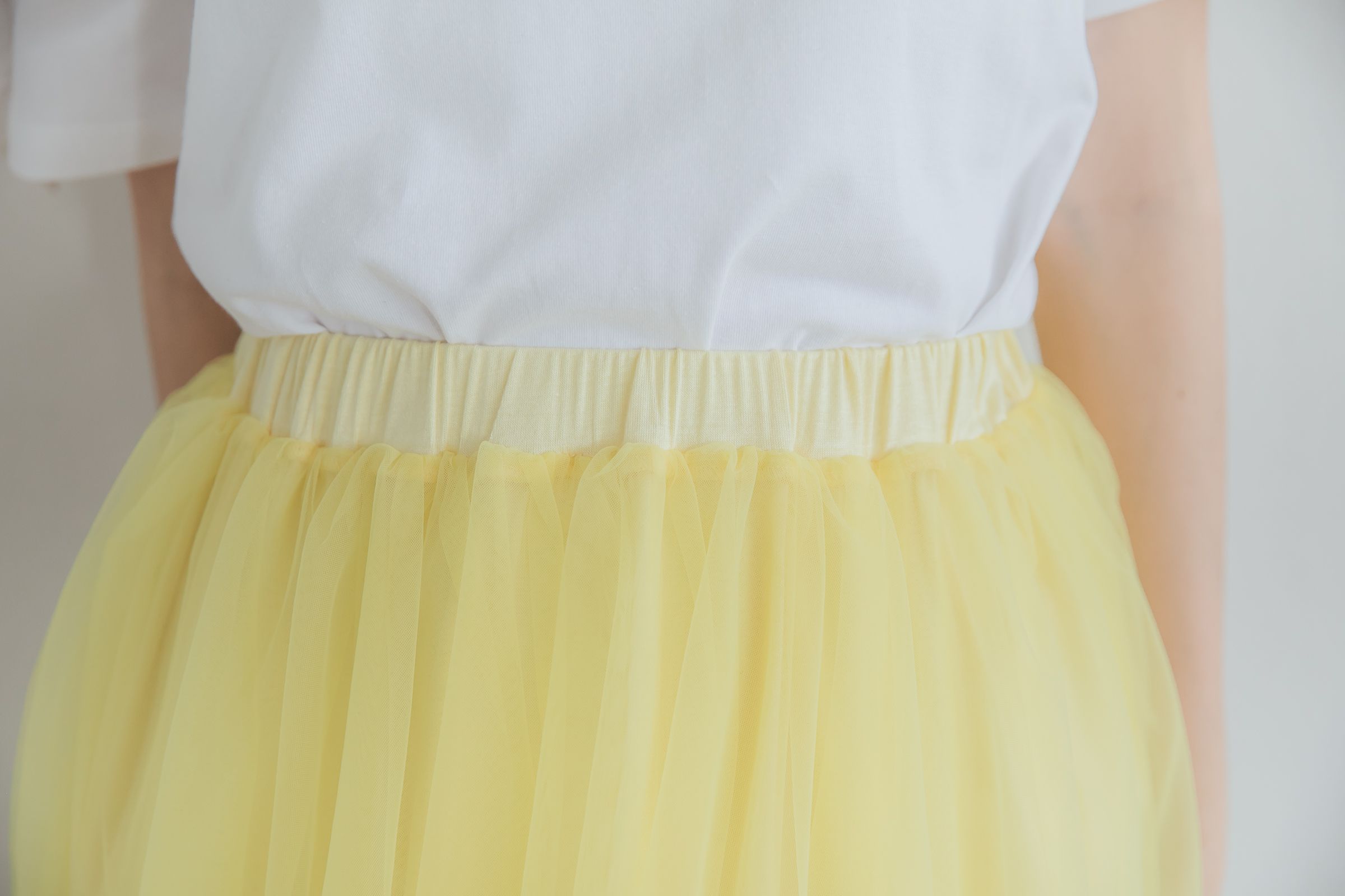 Peachy - 獨家訂製綿柔空氣紗裙-短裙款-嫩鵝黃 (F)