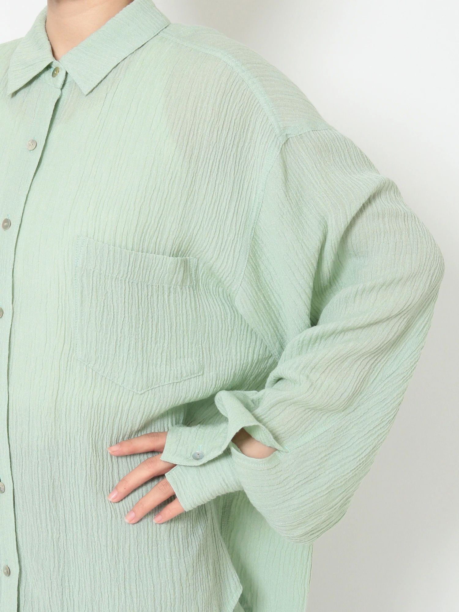 日本 Ungrid - 楊柳皺摺垂墜感襯衫-薄荷 (F)