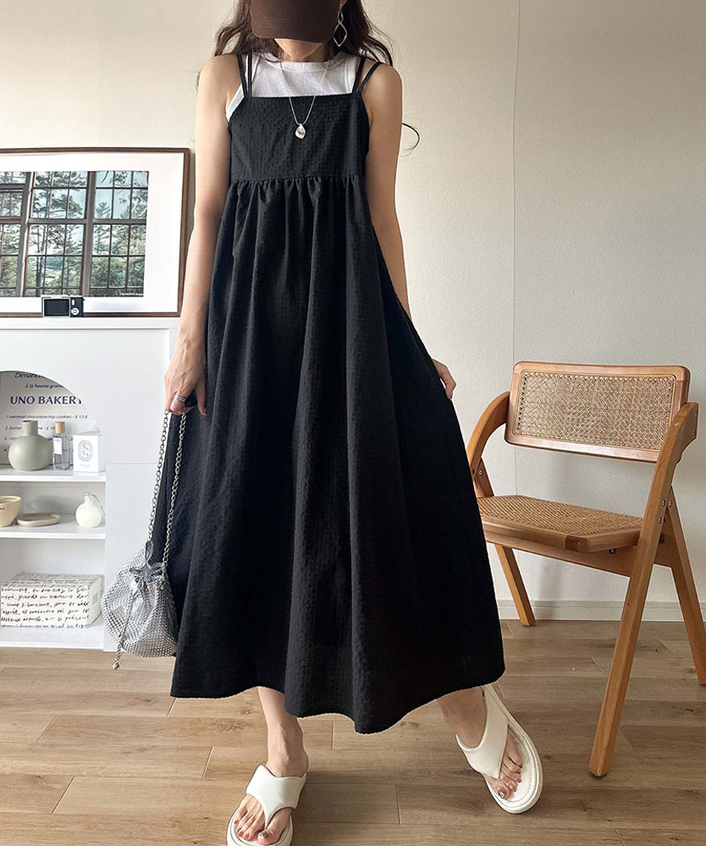 成熟可愛感後綁帶吊帶洋裝-紋理-黑