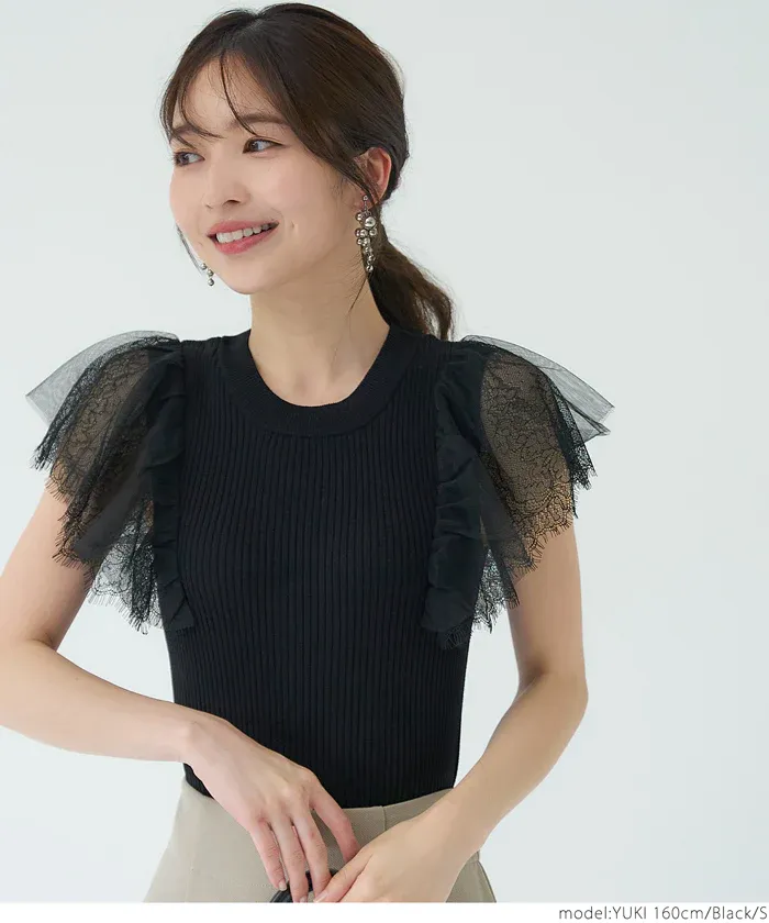 日本 COCA - 圓領坑條拼接蕾絲短袖上衣-黑