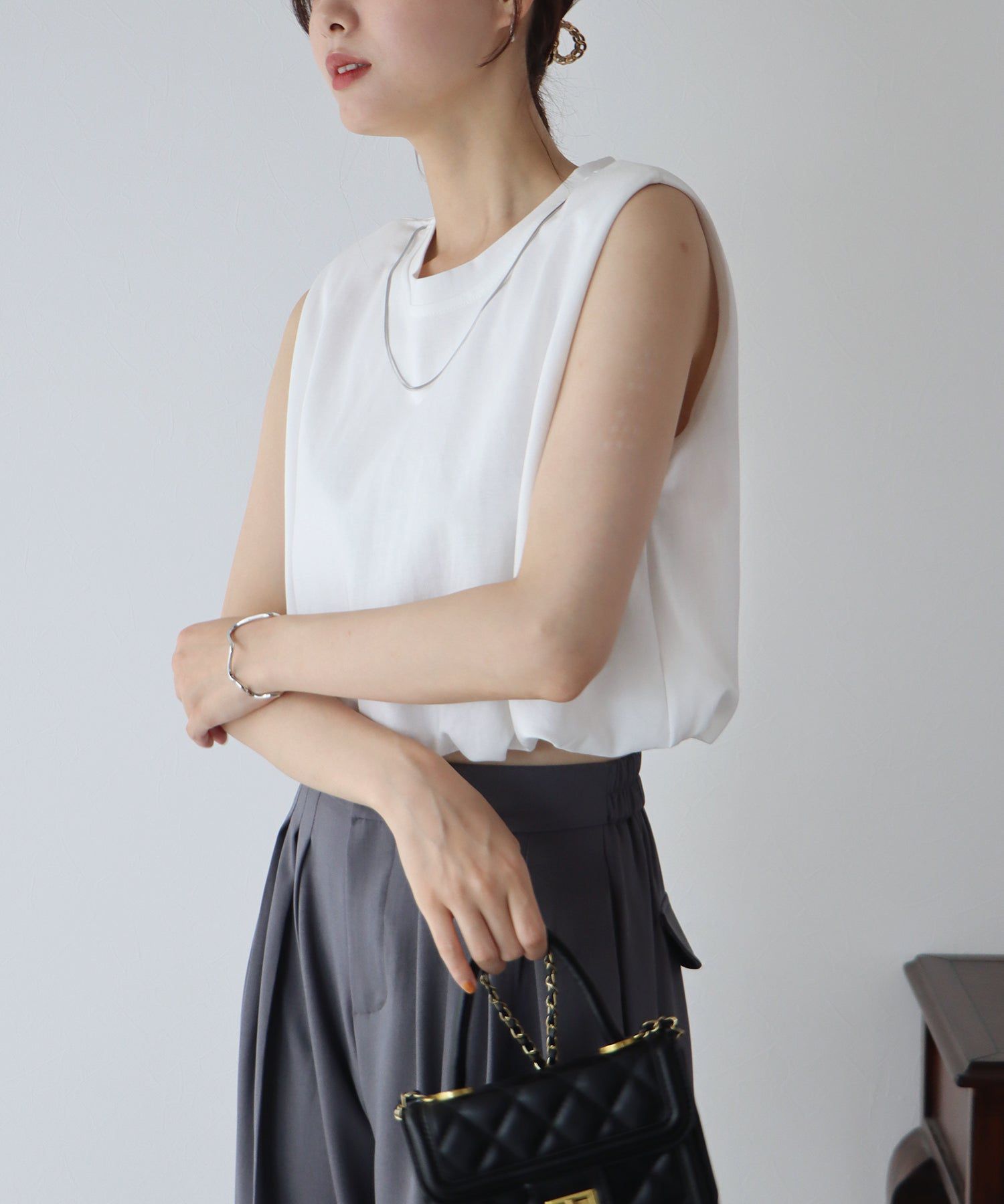 日本 BLUE EAST - 棉混法式簡約無袖上衣-白