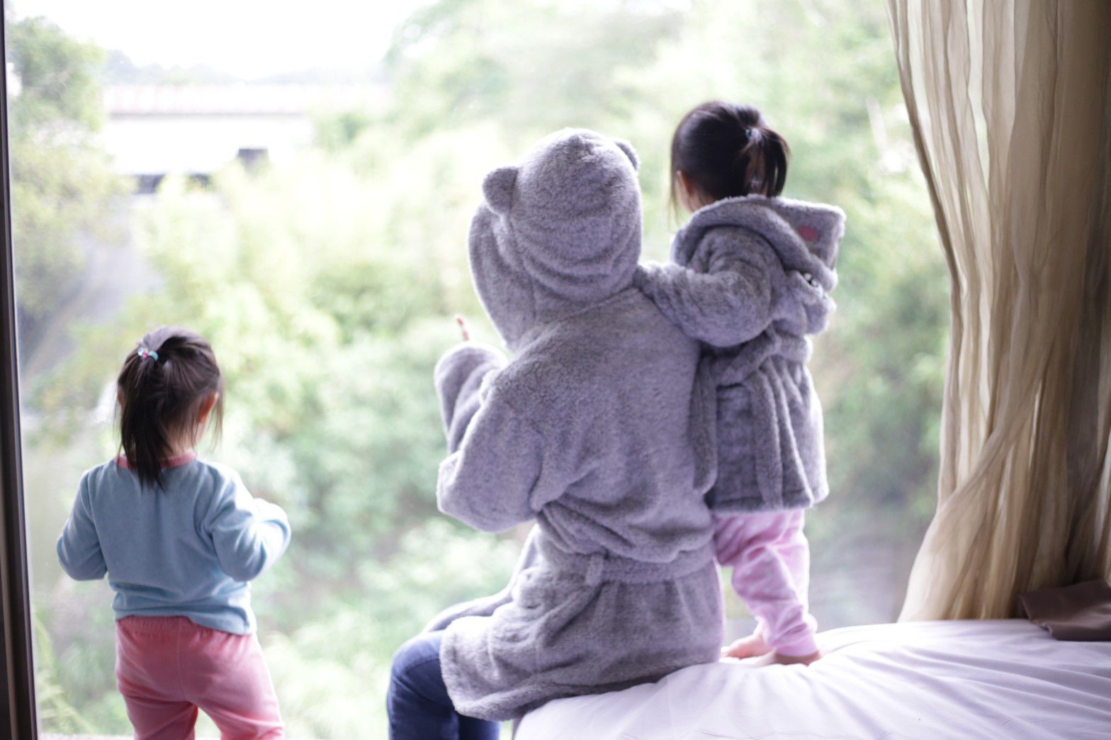 西班牙 KLINS 柔絨套裝 · 輕柔睡袍親子裝