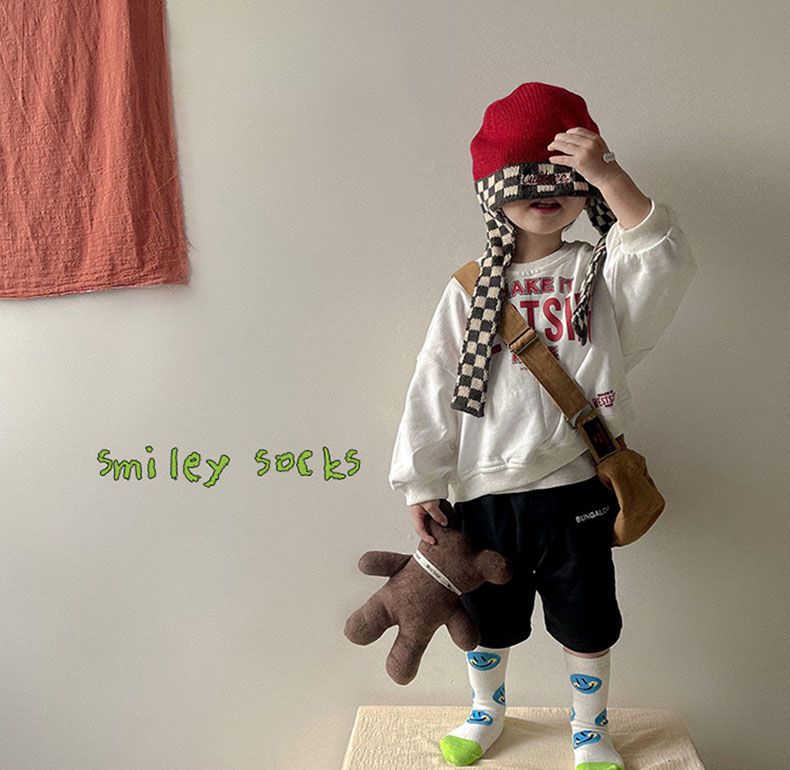 兒童中筒襪 (三入一組)-1087棋盤格笑臉襪-男生款