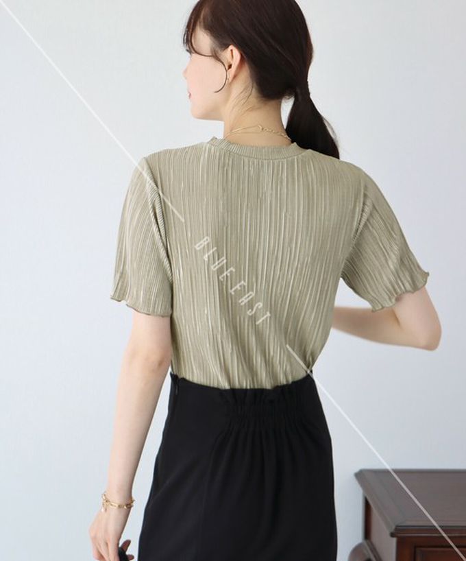 日本 BLUE EAST - 韓國製 圓領貝殼紋光澤短袖上衣-煙燻藍