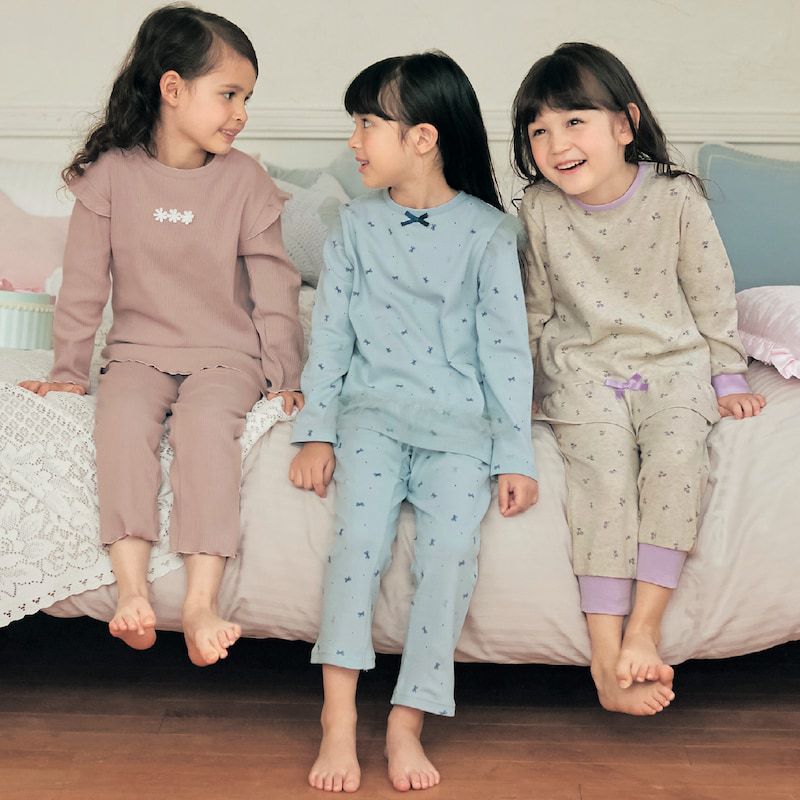 日本千趣會 - GITA 極柔舒適長袖家居服/睡衣-小花-灰紫