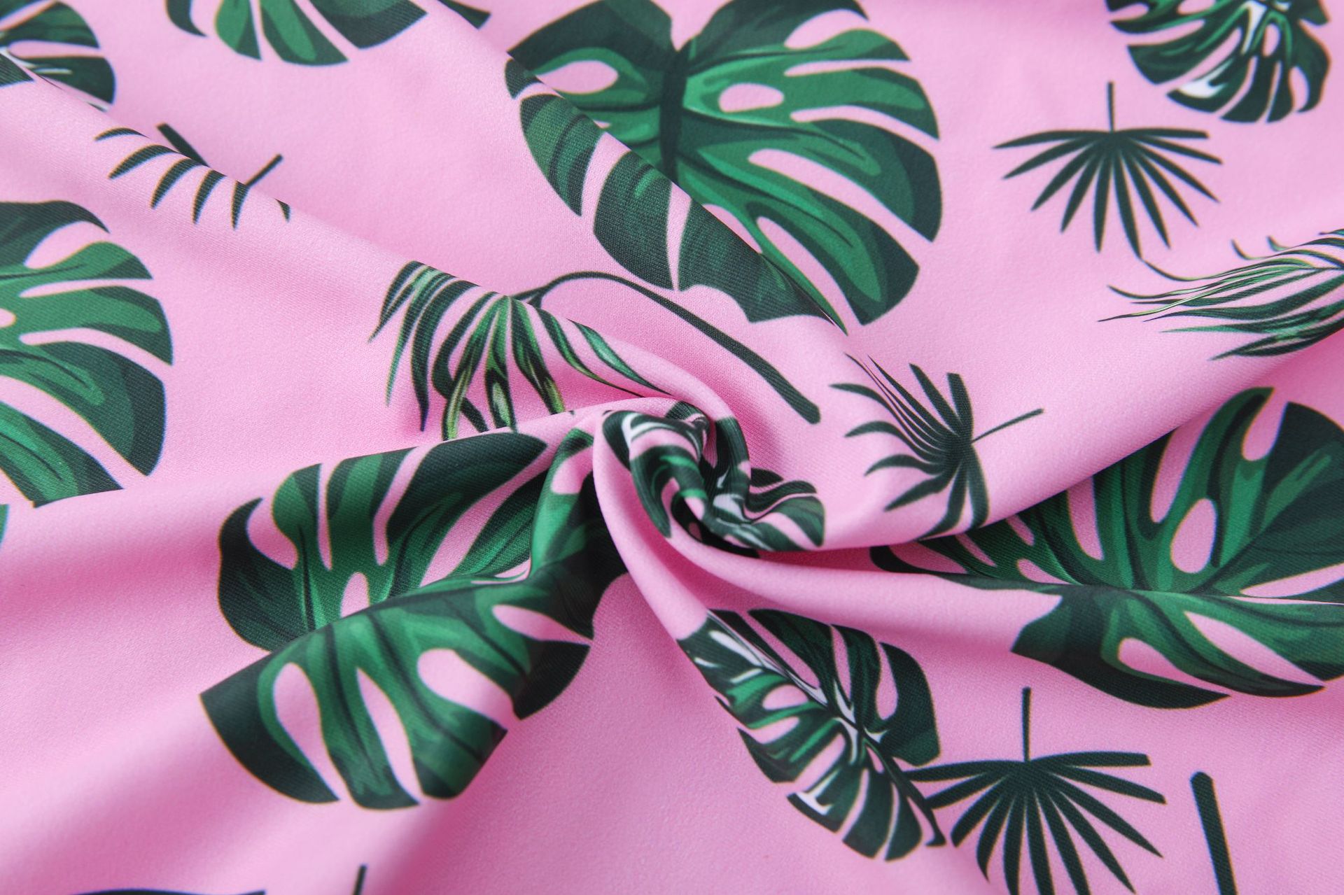 清新印花修身顯瘦遮肉連身裙泳裝-滿滿小葉子-綠+白