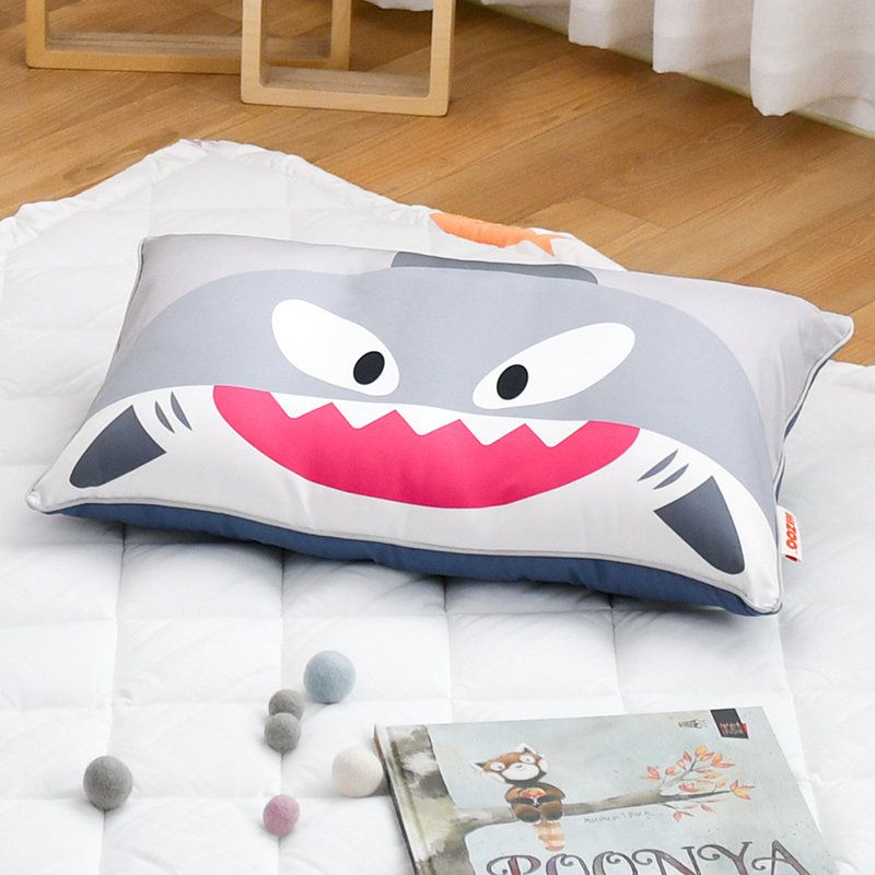 正韓Hello HiZoo - 純手工製可愛動物防蟎抗菌兒童枕/護脊/護頸枕/透氣枕-天王鯊