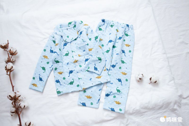 冬季家居服/睡衣，採用親膚柔棉，透氣度佳有彈性好活動