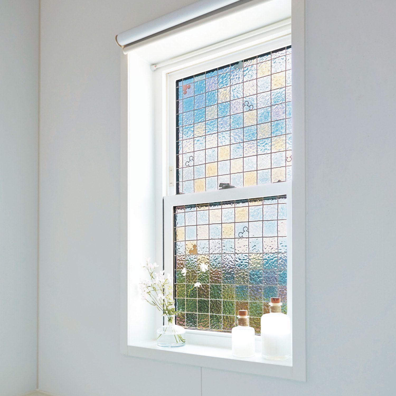 日本千趣會 - 迪士尼 日本製 99%抗UV光影窗貼(靜電式)-米奇馬賽克 (92×90cm*2枚)