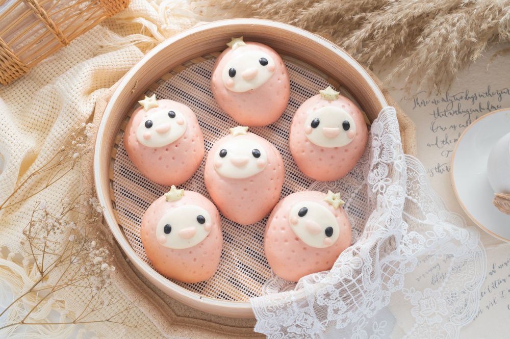 老甜媽手工饅頭 - 限量組-草莓起司包6入+德國香腸起司包6入+馬卡龍一口小饅頭-400g