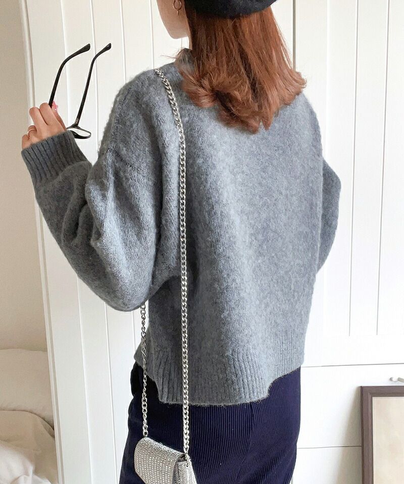 日本 Classical Elf - 印花柔軟毛絨短版毛衣-咖啡