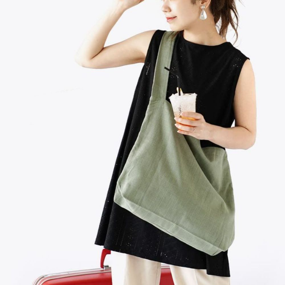 日本 zootie - 厚磅100%棉大容量方形肩背包-淺軍綠
