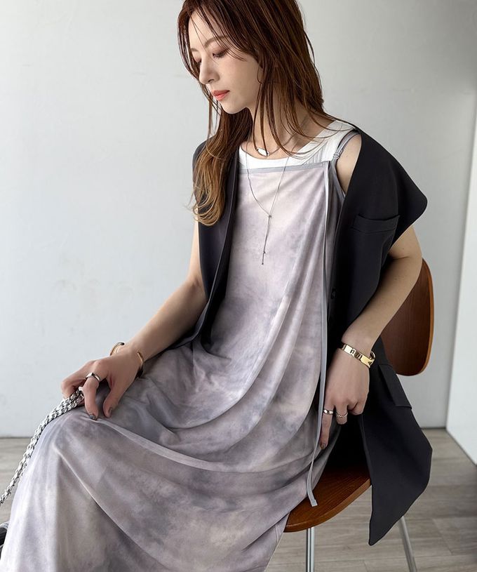 日本 Classical Elf - 2way奢華薄紗大理石印花吊帶洋裝-深藍