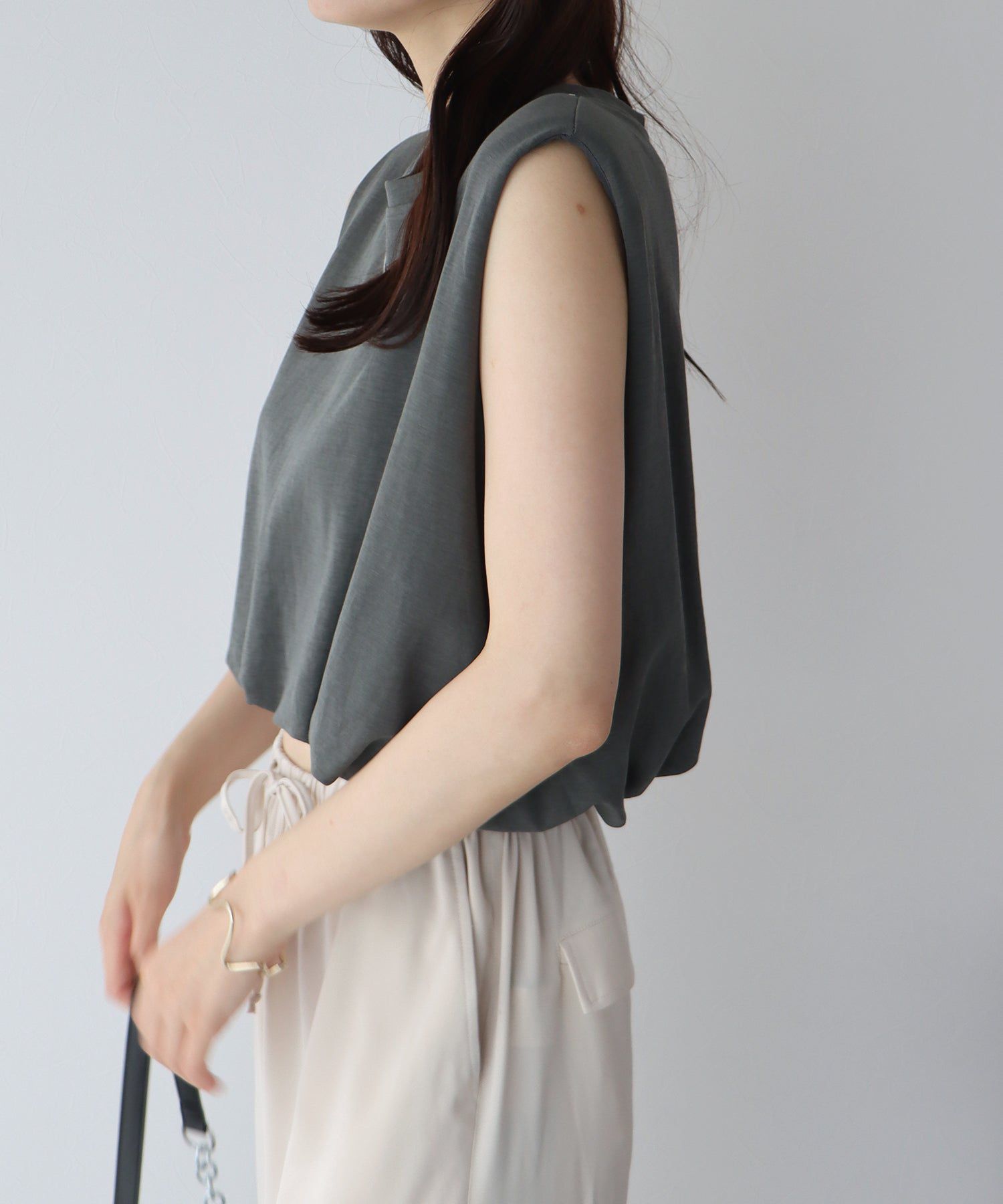 日本 BLUE EAST - 棉混法式簡約無袖上衣-白