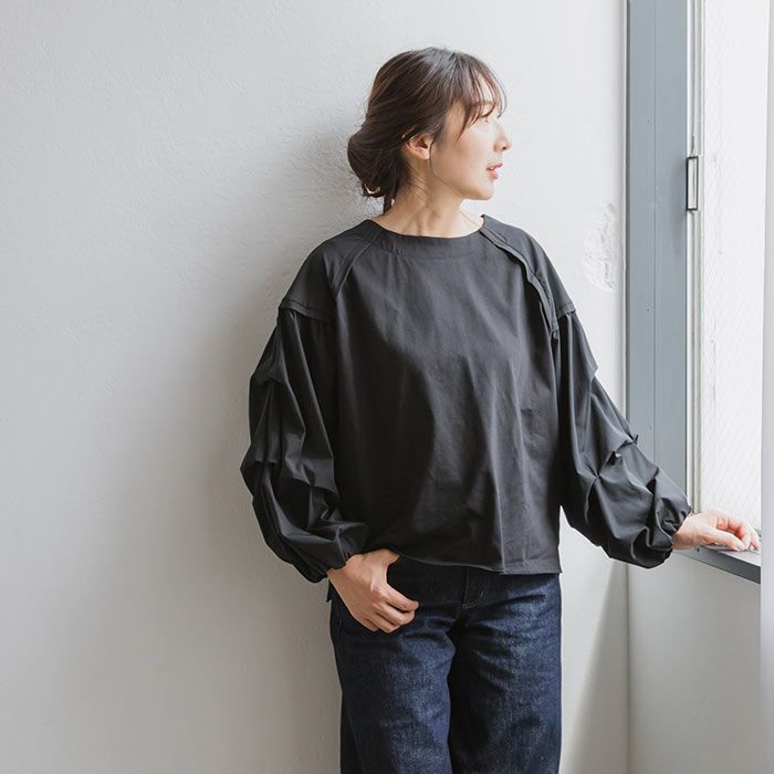 日本 ihuu - 小巧思層次設計薄長袖上衣-杏白