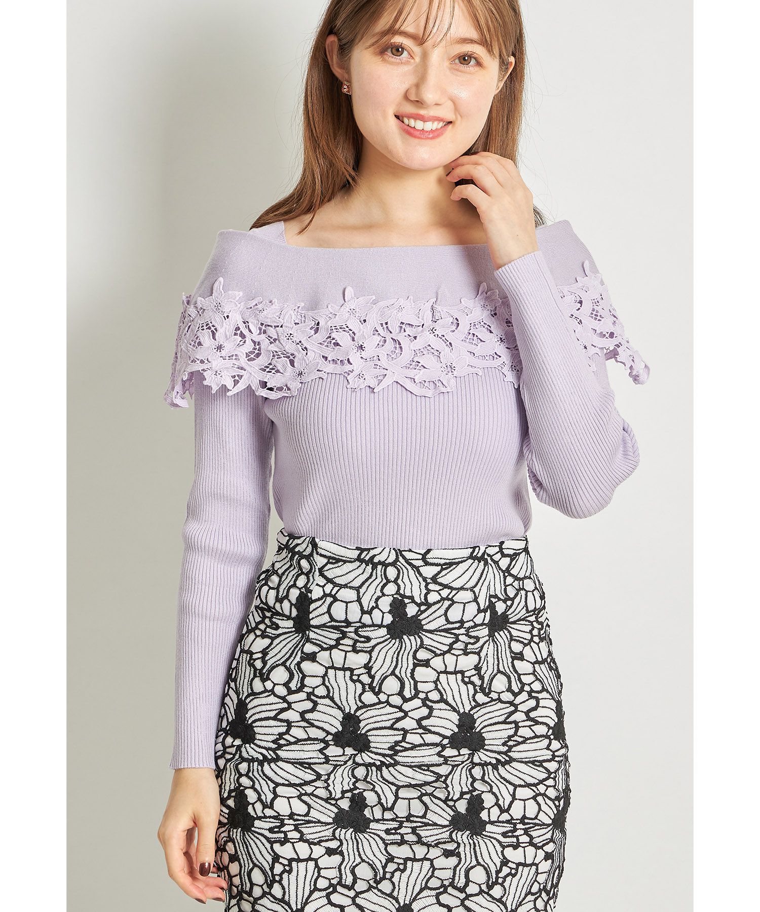 日本 tocco-closet - 氣質蕾絲拼接針織上衣-天使白