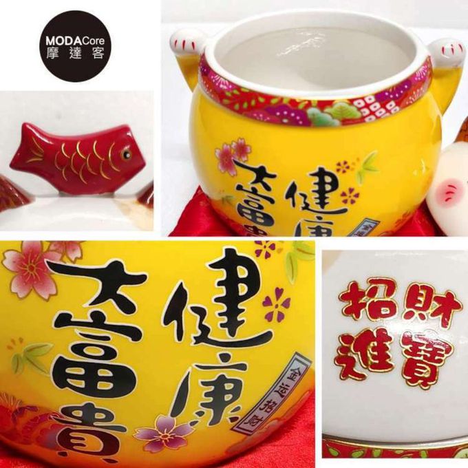 MODACore 摩達客 - ◉春節開運◉開運超招財貓密封罐糖果盒擺飾_四色可選(贈坐墊)/聚寶盆收納好物-粉色