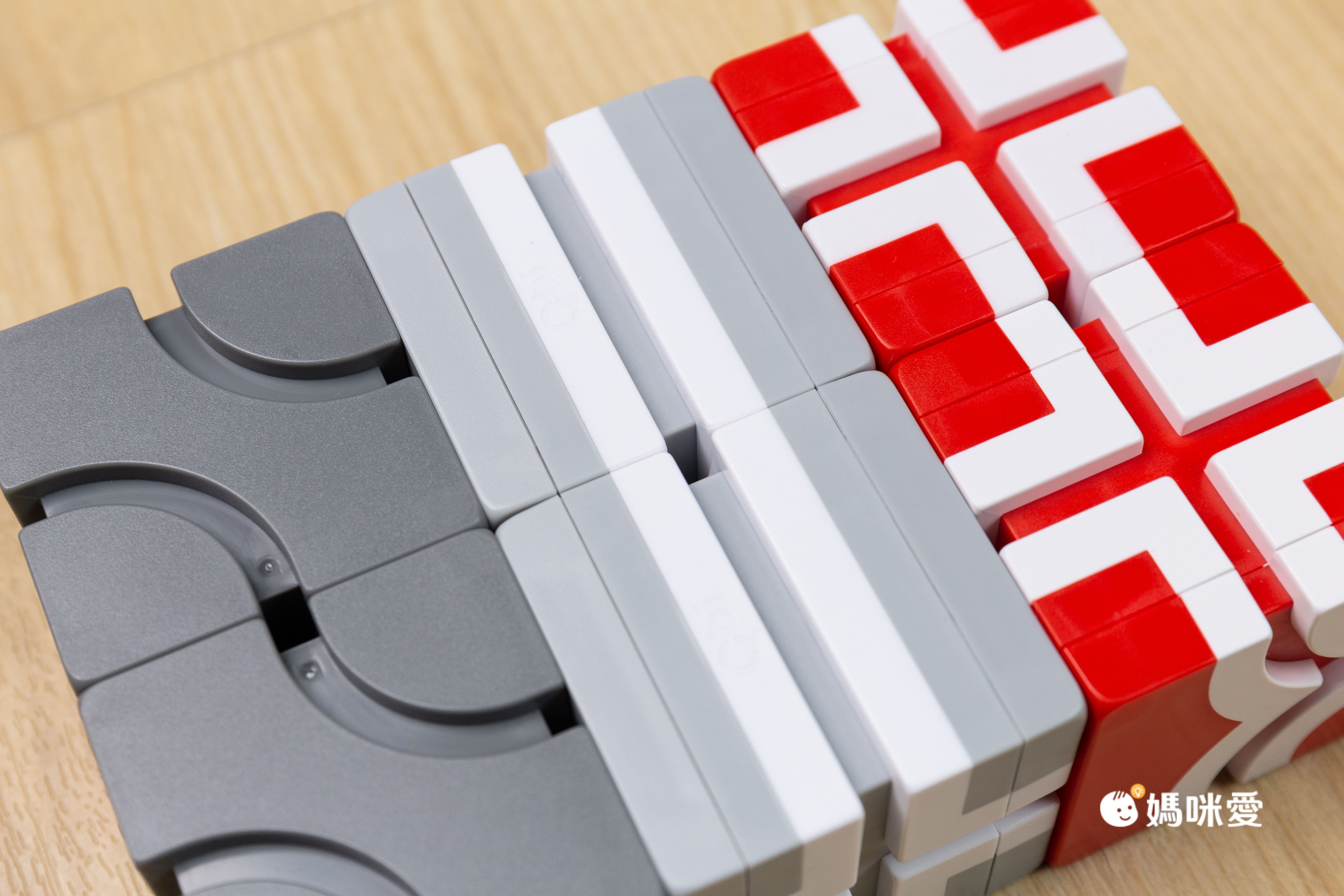 募資突破2400萬【Qbi】益智磁吸軌道積木玩具