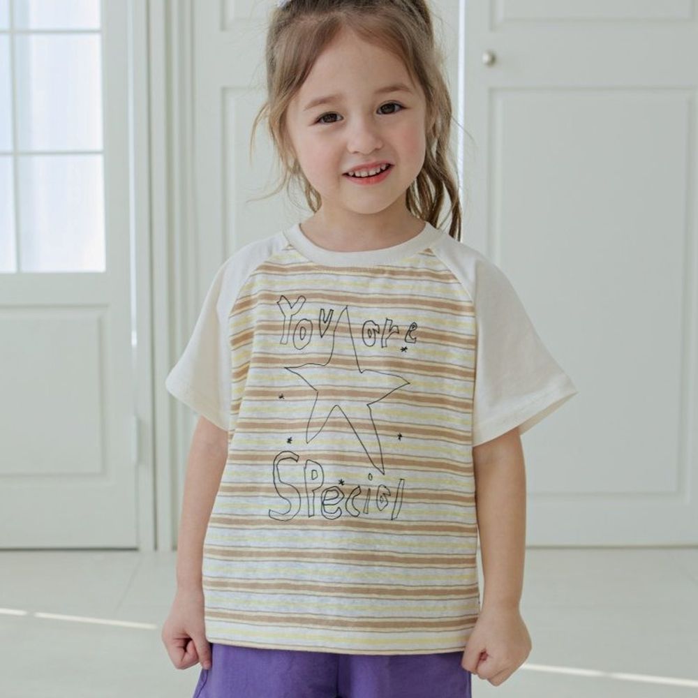 ERINJ 條紋拼接手繪星星純棉短袖上衣-米杏