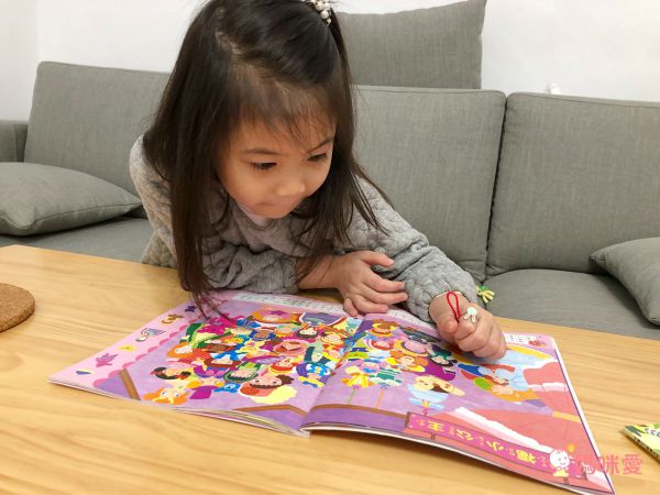 ★百萬父母最有共鳴的教養經典書★ 0~3歲給對愛就不怕寵壞♥ 3~6歲做對管教不打不罵孩子更聽話