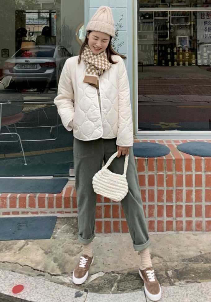 韓國 LANDING - 韓國製絎縫壓紋鋪棉圓領外套-象牙白 (FREE)