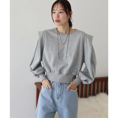 日本 BLUE EAST - 俐落肩膀休閒澎袖上衣(微短版)-淺灰