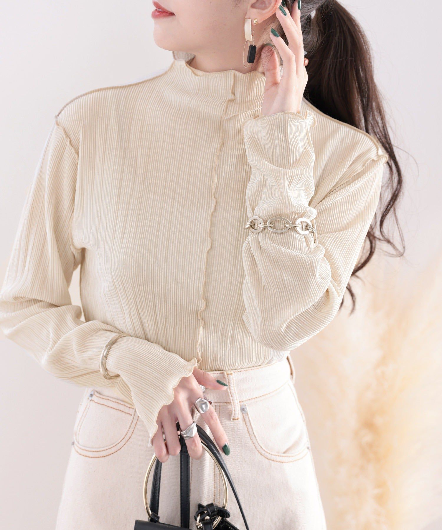 日本 Classical Elf - 光澤感木耳邊薄長袖上衣-酪梨綠