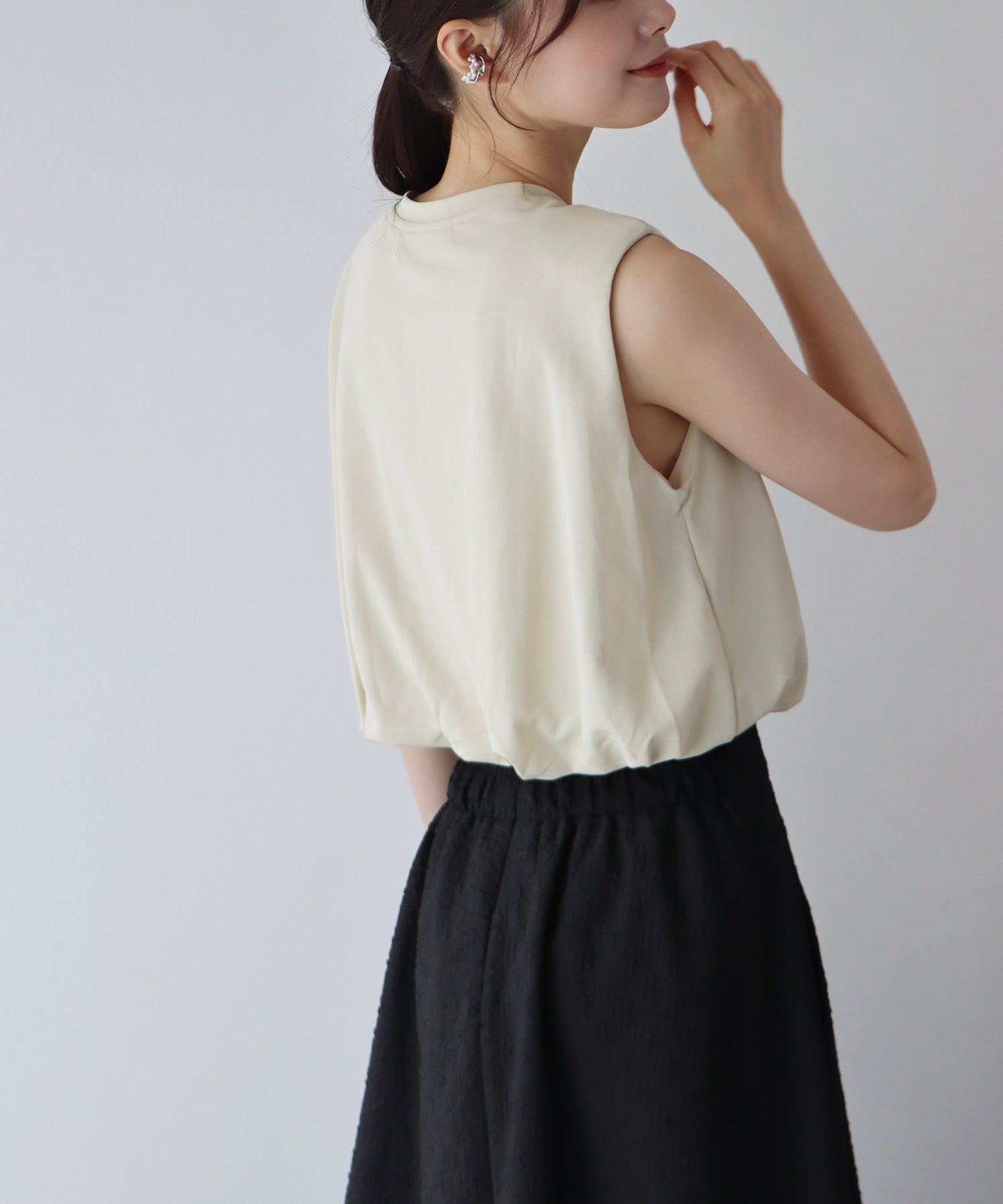 日本 BLUE EAST - 棉混法式簡約無袖上衣-白