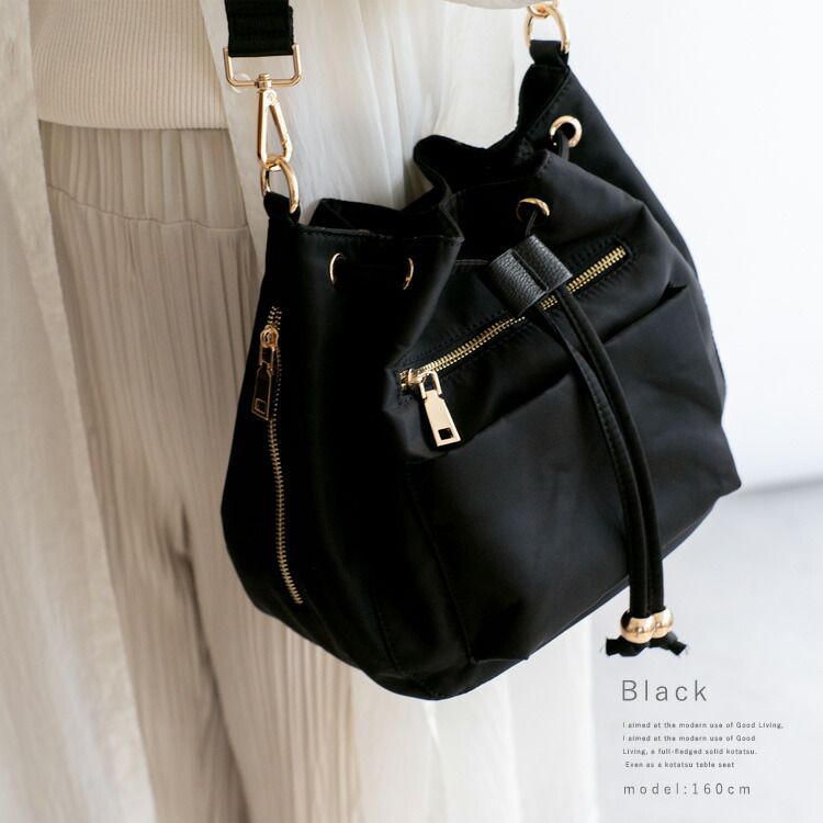 日本代購 - 尼龍輕量 10口袋多功能肩背包-卡其棕 (24x18x14cm)