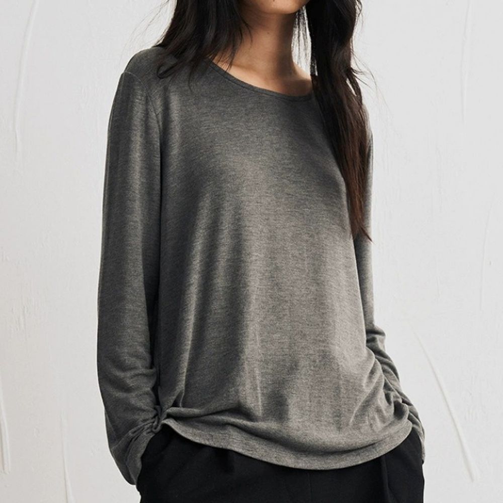 輕絨暖感3%羊毛天絲莫代爾寬鬆長袖上衣-炭絨灰