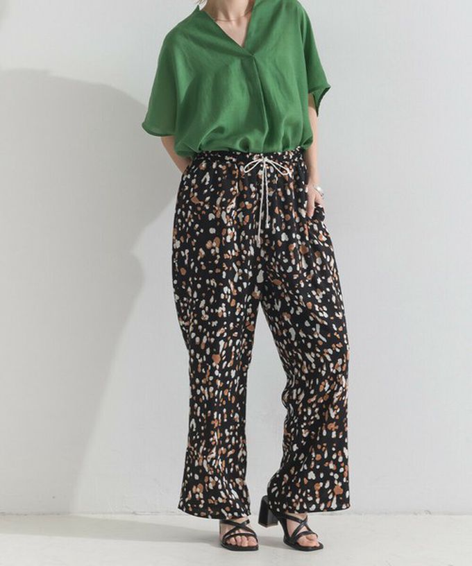 日本 le colis - [人氣款]個性派印花輕盈寬褲-豹紋-卡其