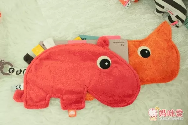  DONE BY DEER 床邊玩具系列