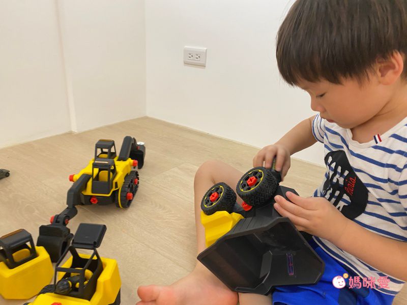 STANLEY Jr. - 組裝工程車-砂石車