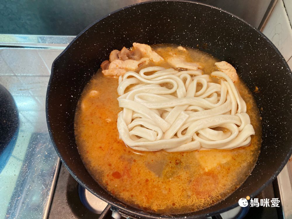 【POPOLA x 邵庭 美味私房湯麵、鍋底】道地口味大滿足！