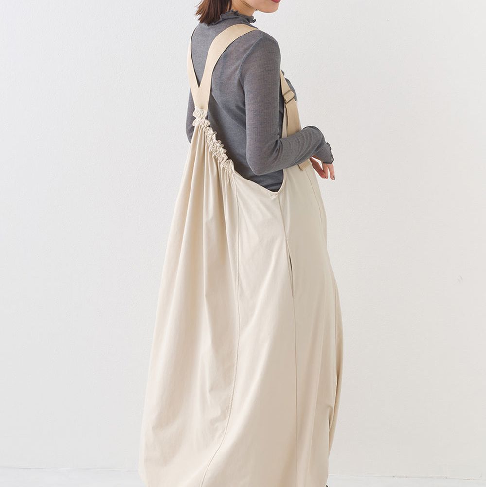 輕量機能工裝風尼龍吊帶洋裝-卡其