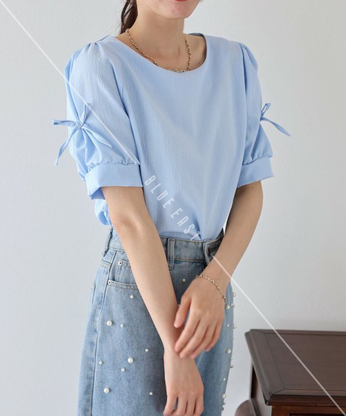 日本 BLUE EAST - 甜美可愛蝴蝶結點綴短袖上衣-條紋-煙燻灰 (M)