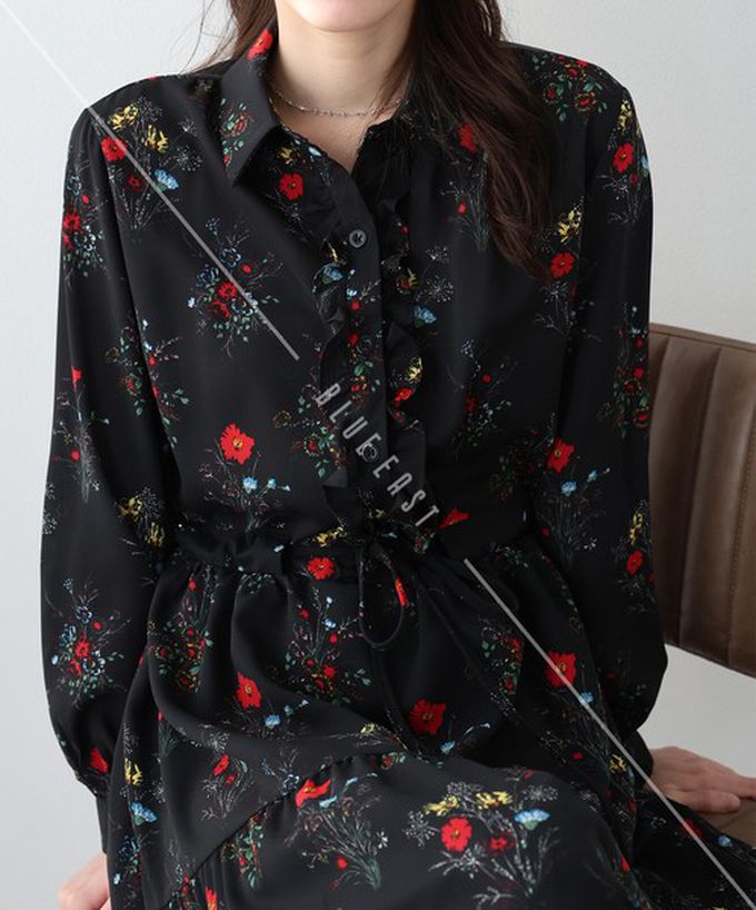 日本 BLUE EAST - 荷葉邊領唯美花卉長袖洋裝(腰抽繩)-米杏