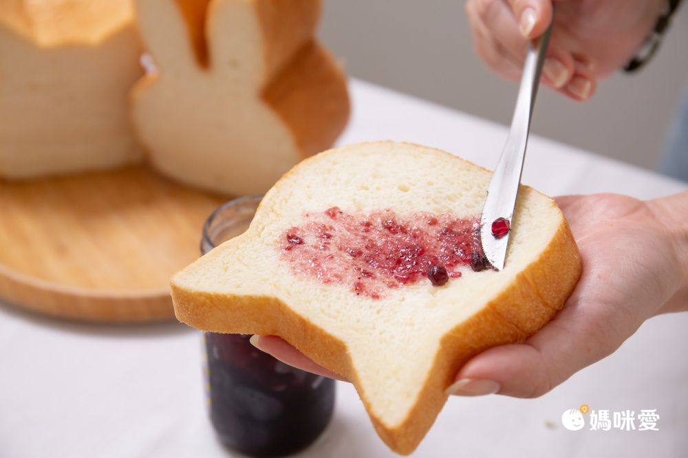 免運｜高雄排隊名店【奧瑪烘焙】日式崎風蛋糕/羅馬生乳包