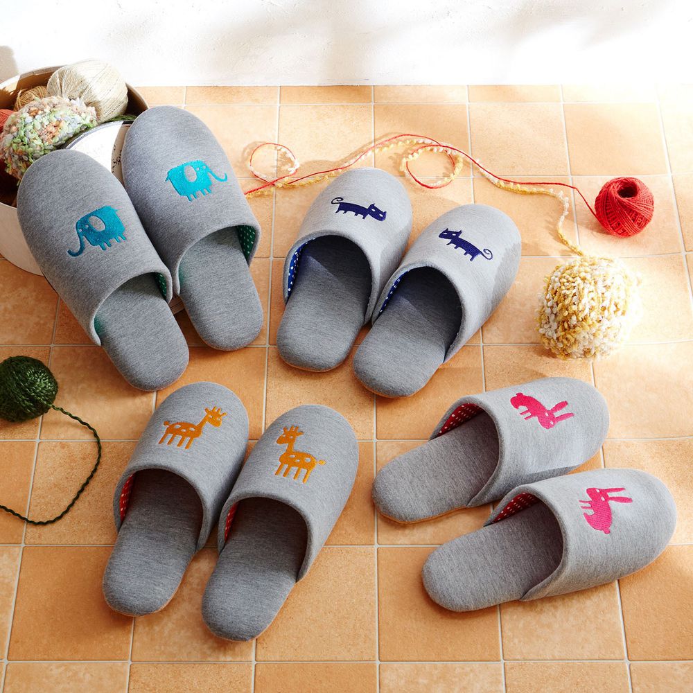 日本千趣會 - 動物刺繡室內拖鞋超值四雙組 (M(22.5-24.5cm)*2+L(25.5-27.5cm)*2)