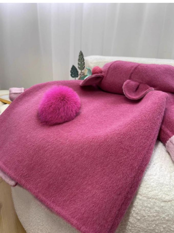 love, charlotte - 厚毛呢連帽草莓熊造型中長版外套-樹莓色