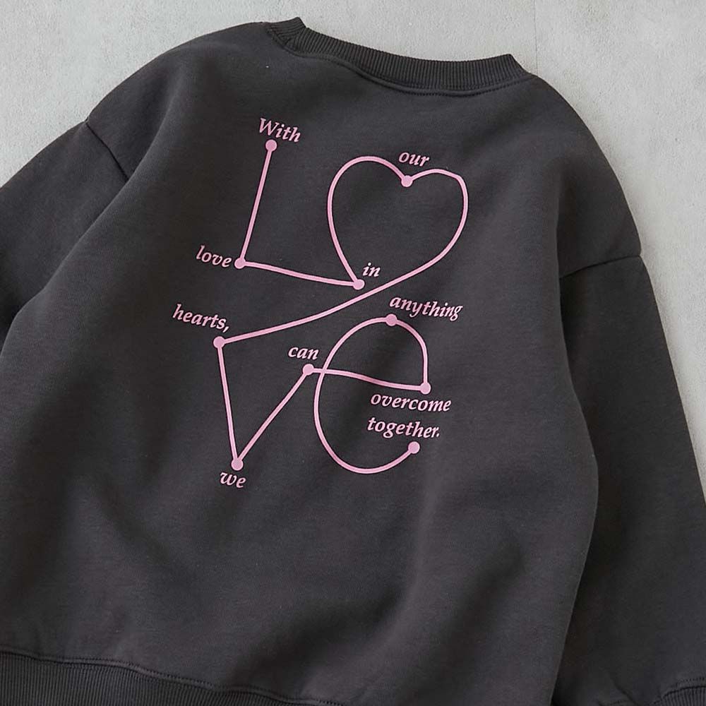 熱銷定番 裏起毛女孩印花大學長袖上衣-LOVE-灰黑