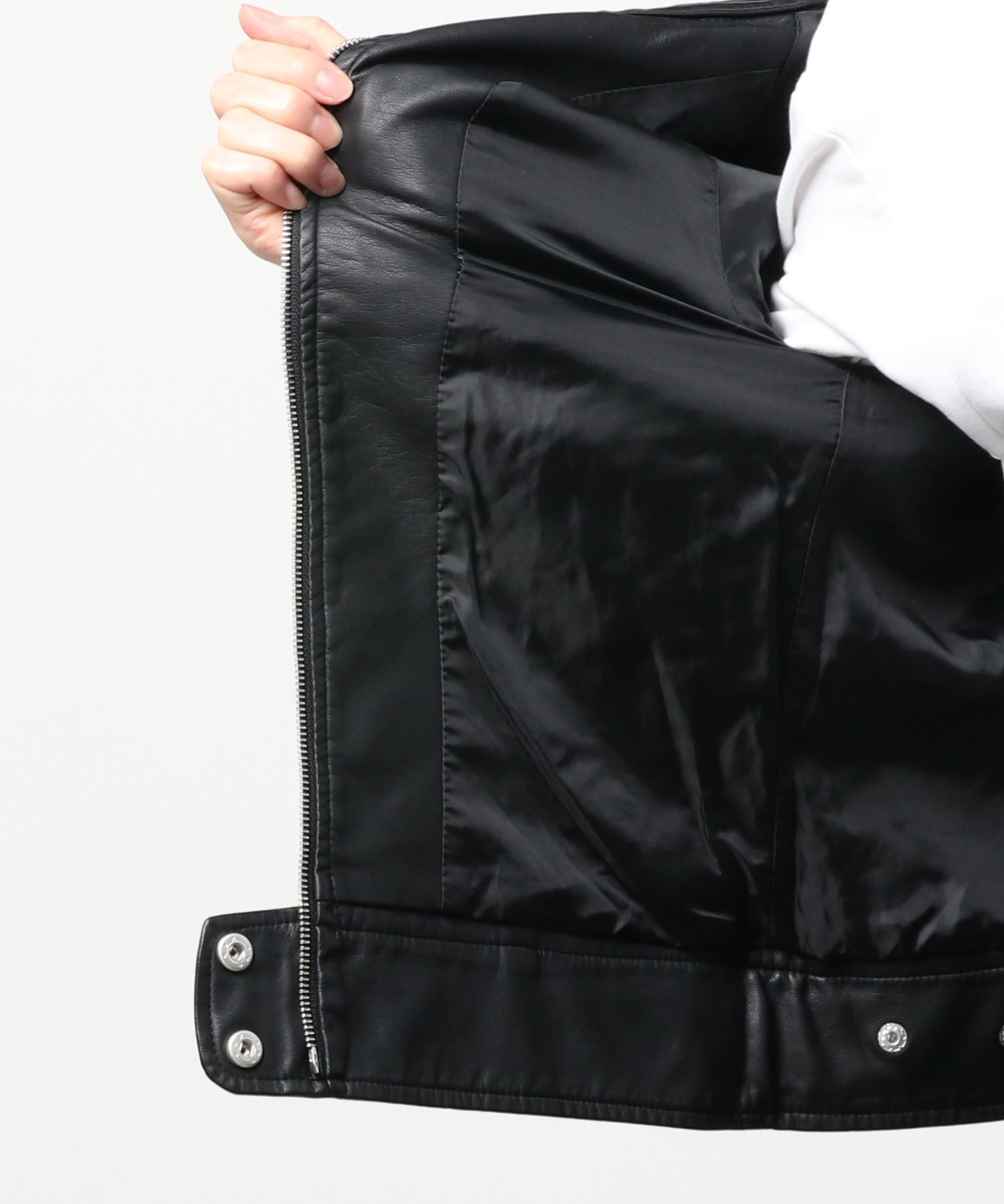 日本 Riche Glamour - 帥氣仿皮皮衣-上下釦-焦糖