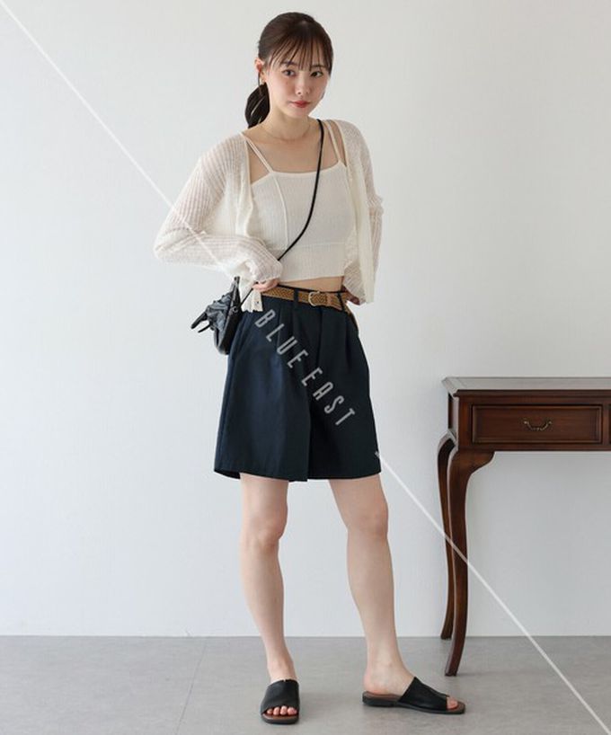 日本 BLUE EAST - 海軍風打褶休閒短褲(附腰帶)-海軍藍