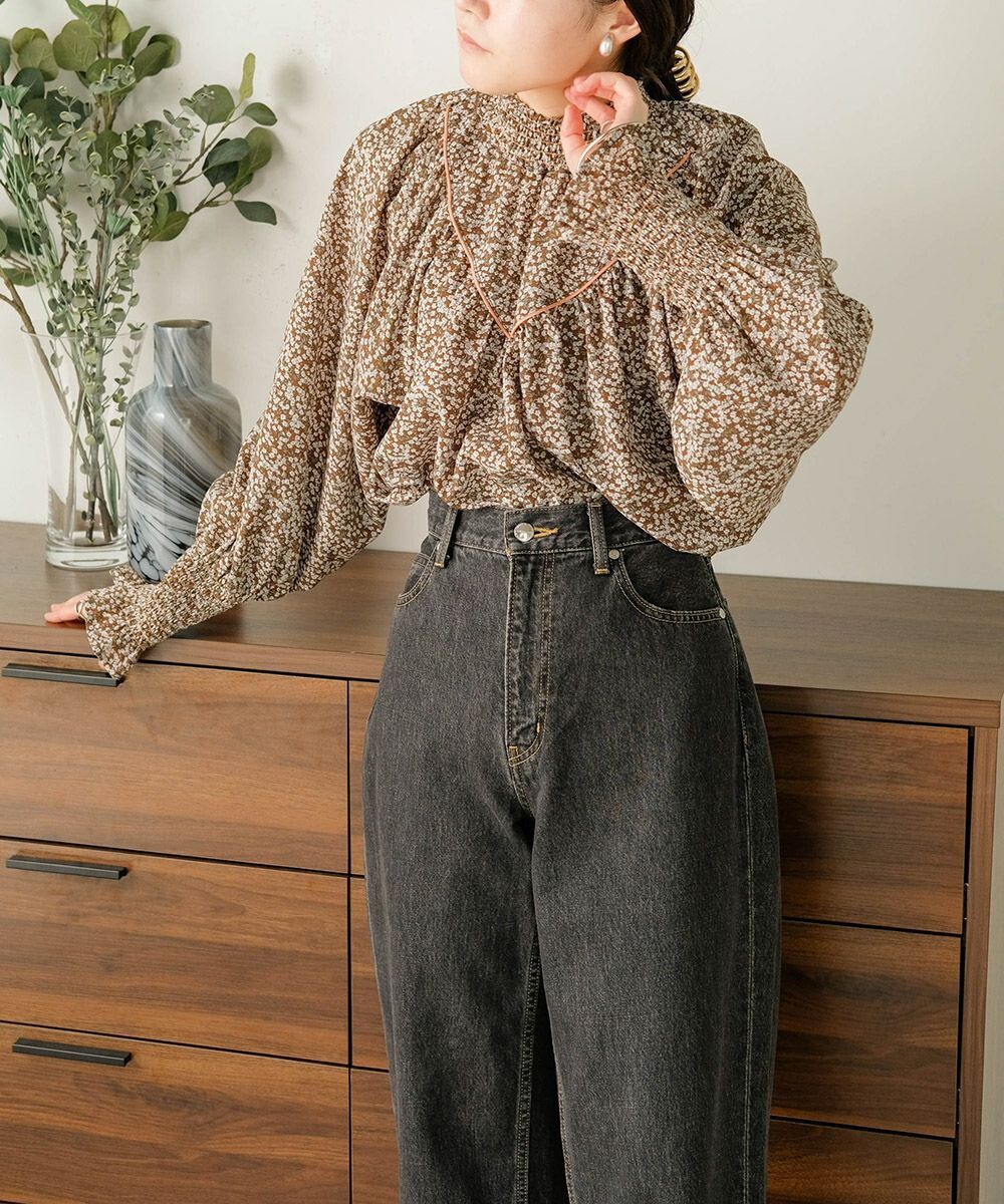 日本 Bab - 歐風碎花澎澎袖上衣-深可可