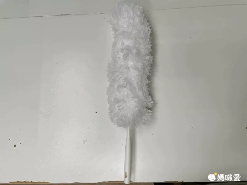 多功能居家清潔掃除套組-常用系列-2節輕巧伸縮桿x1+靜電除塵拖把頭x1+除塵撢頭x1+掃把頭x1+磁磚清潔刷頭x1+海綿刷頭x1+乾巾x3+濕巾x3