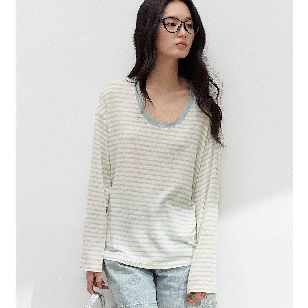 雲感天絲混亞麻U領寬鬆長袖上衣-藍條紋 (F)