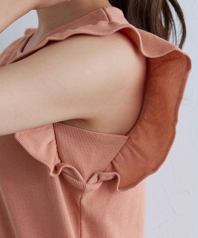 日本 Pierrot - 棉混柔美圓領荷葉袖上衣-珊瑚橘