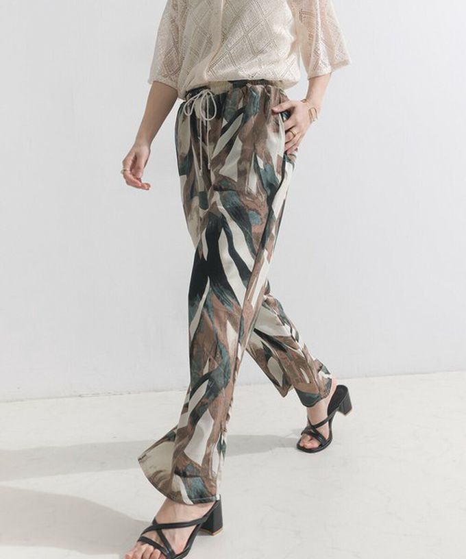 日本 le colis - [人氣款]個性派印花輕盈寬褲-幾何-綠x棕