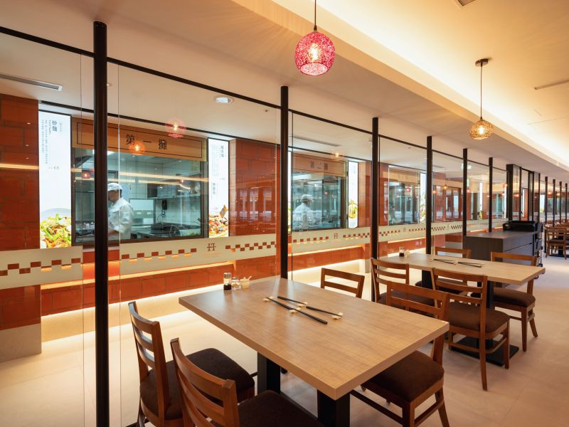 桃園名人堂花園大飯店 - 【兩大一小(6-12歲)】平日入住一泊一食豪華雙人房代訂房專案-有效期限至2024/01/31